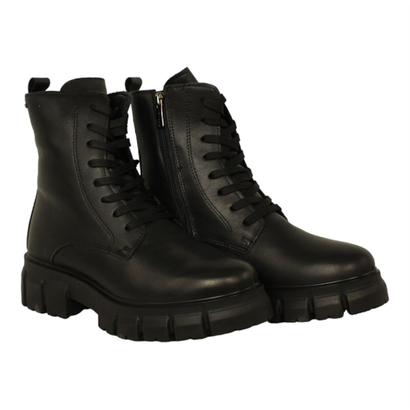 botin cordon piso track con menbrana goretex