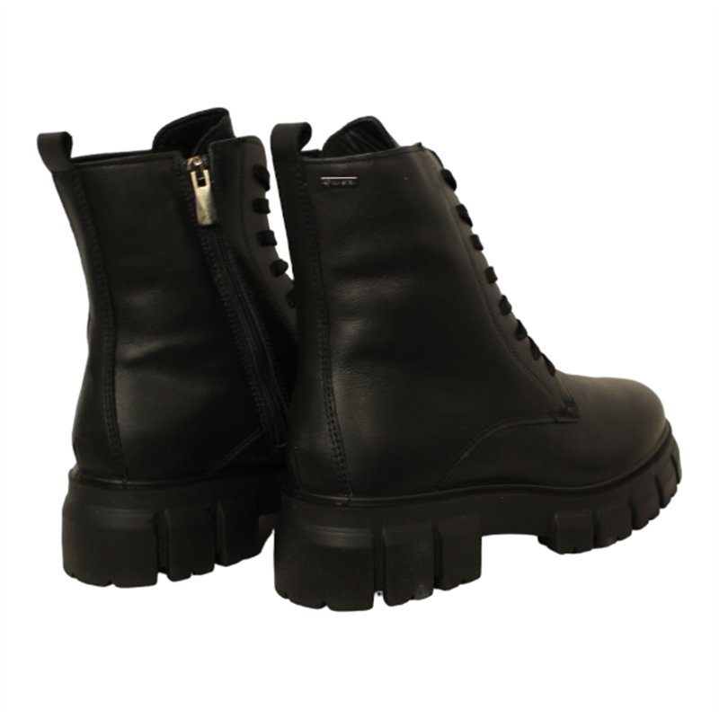 botin cordon piso track con menbrana goretex