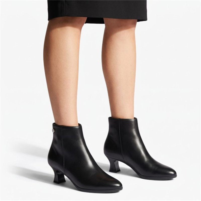 Pitillos botin tacon negro