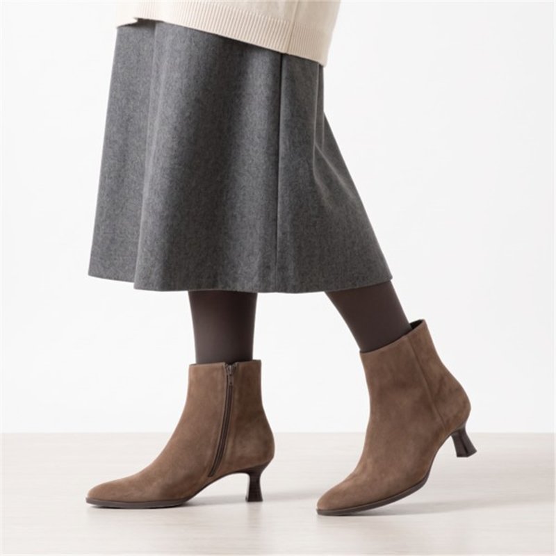 Unisa Lomas botin taupe