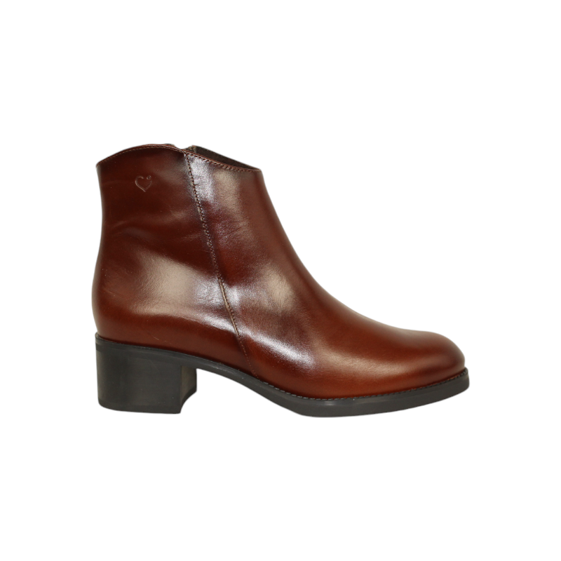 Desiree Krim 1 Cuero