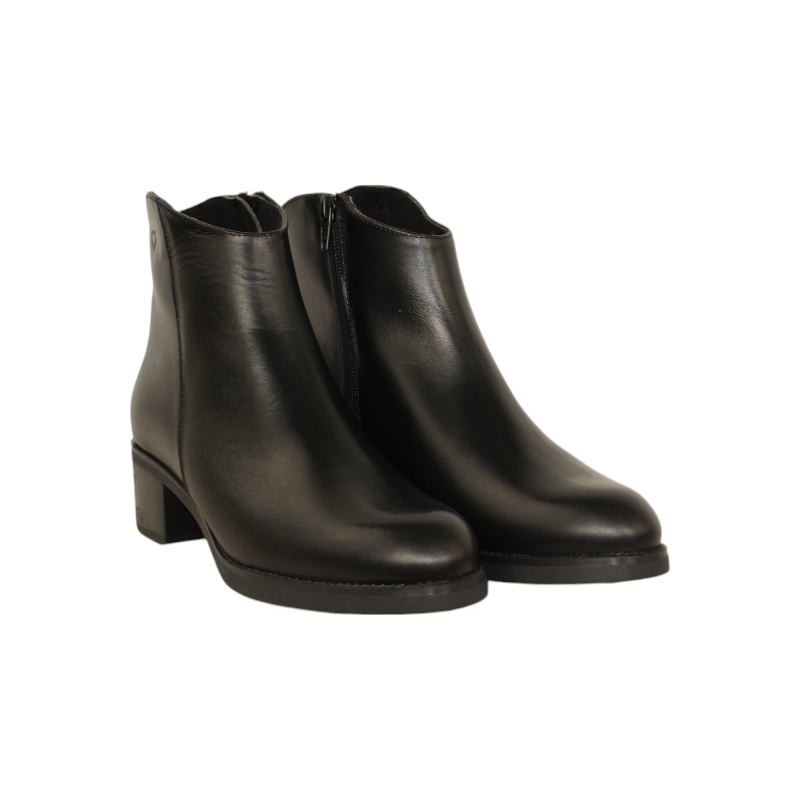 Desiree Krim 1 Negro