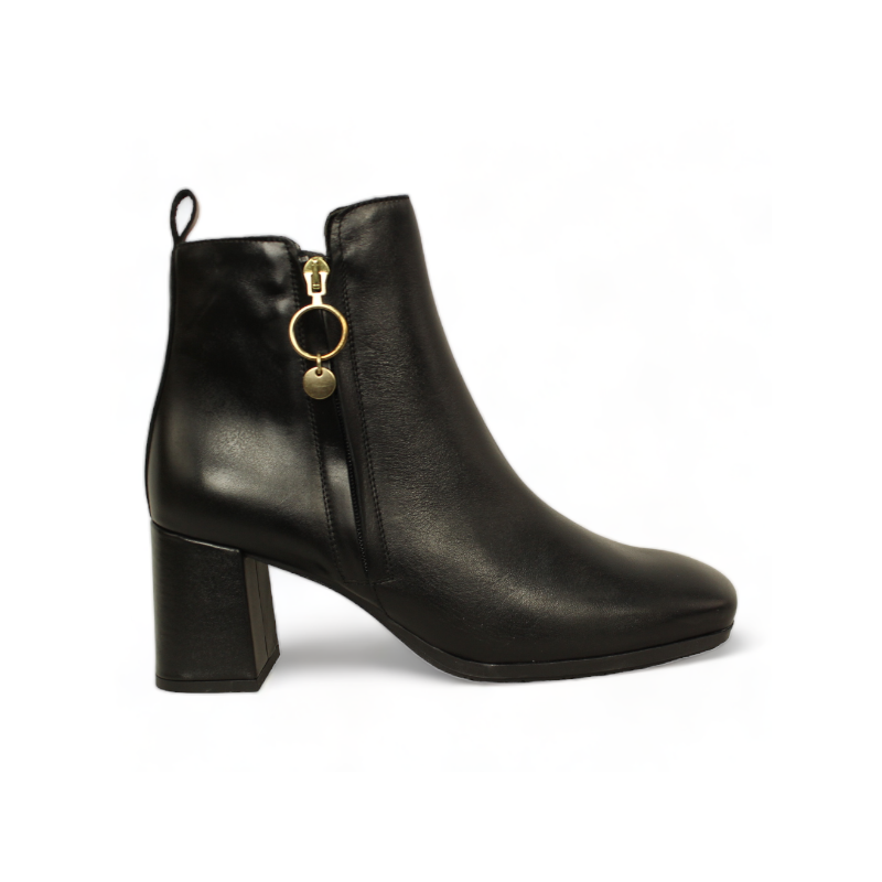 botin con cremallera lateral con punta cuadrada piso patin flexible fabricado en españa