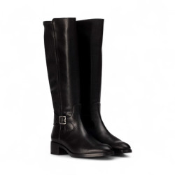bota montar con trasera elástica y hebilla lateral
