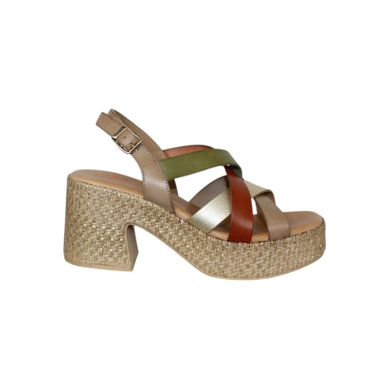 sandalia tiras multicolor en semicuña rafia