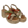 sandalia tiras multicolor en semicuña rafia