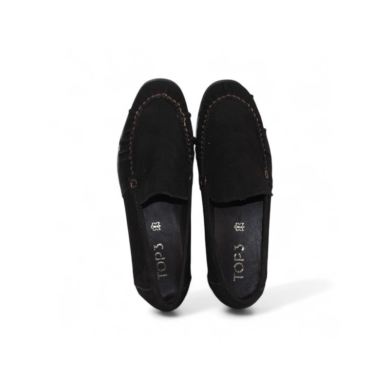 mocasin con copete cosido manual
