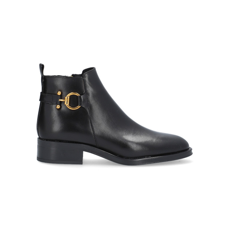 botin con aplique lateral linea couture fabricado en españa