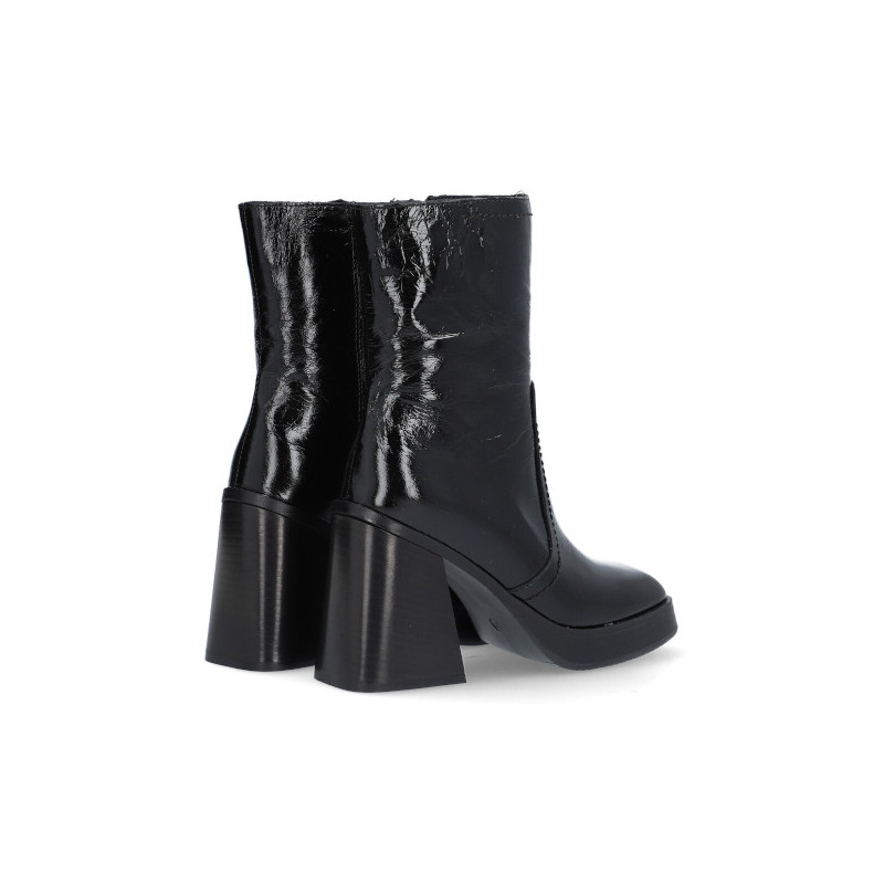 botin plataforma con piel acharolada linea retro fabricado en españa