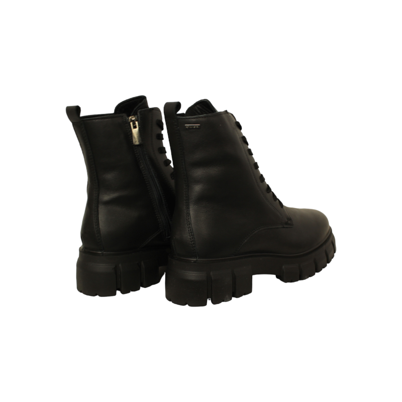 botin cordon piso track con menbrana goretex