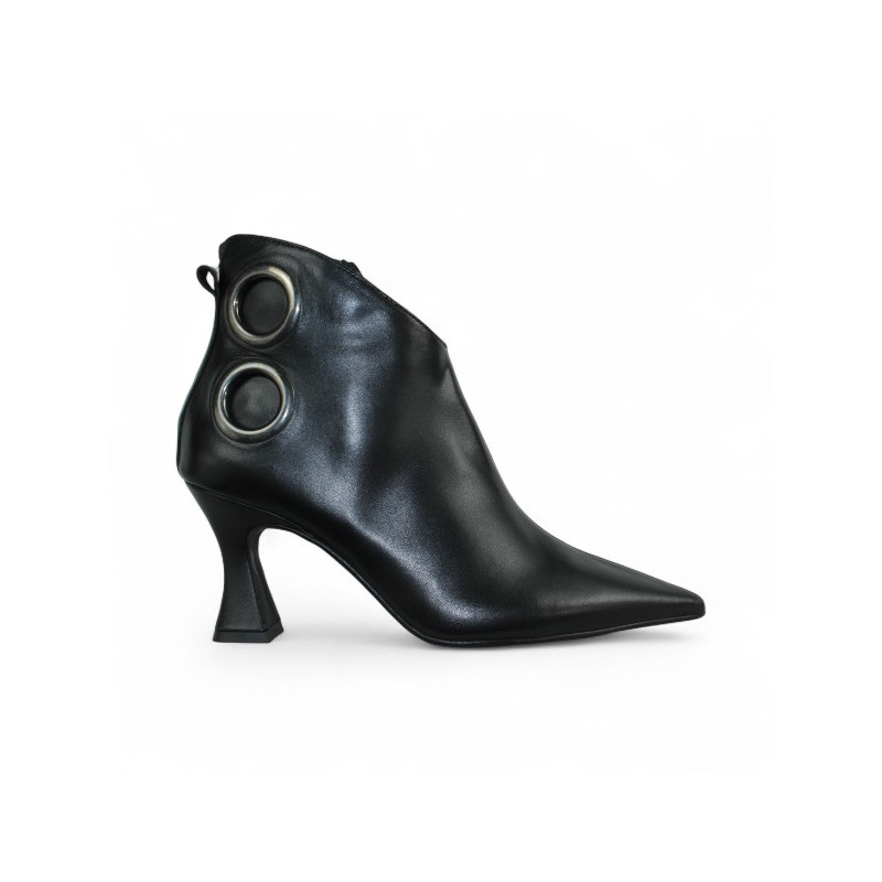 botin tacon 7cm con aros laterales