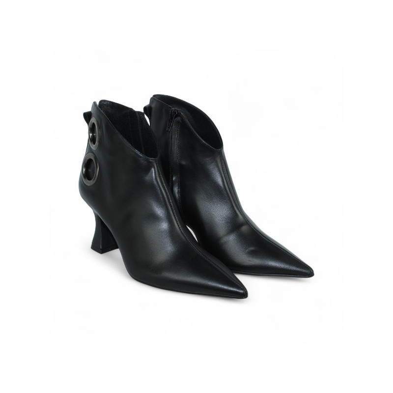 botin tacon 7cm con aros laterales