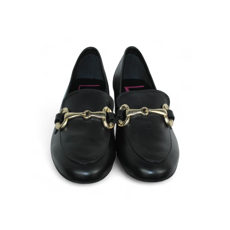 mocasin con estribo y tacon 4 cm