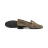 mocasin con estribo y tacon 4 cm