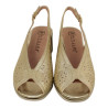 sandalia tacon 4 cm con piel laminada y troquelada