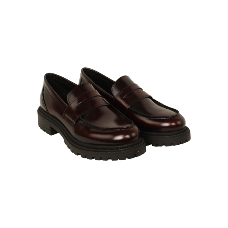 mocasin piso track piel brillo