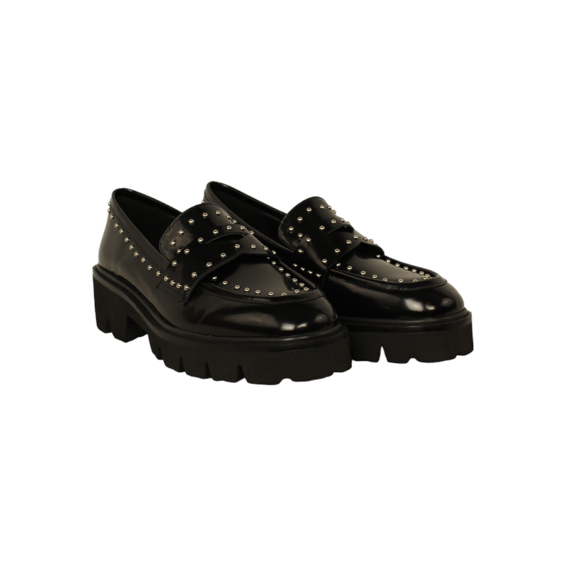 mocasin con piso extraligth con aplicaciones metal