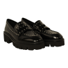 mocasin con piso extraligth con aplicaciones metal