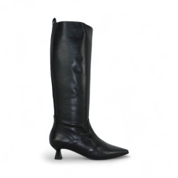 bota con tacon fino 5 cm modelo botak