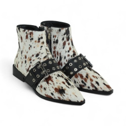 botin hebilla piel print cow modelo calima