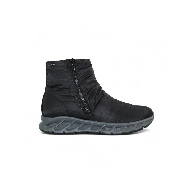 botin casual textil modelo kross con forro menbrana goretex