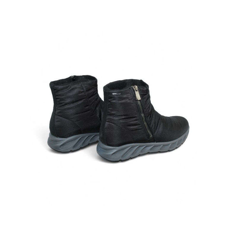 botin casual textil modelo kross con forro menbrana goretex