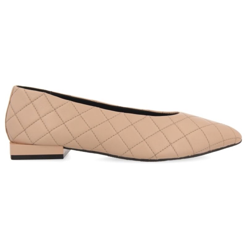 bailarina punta fina con tacon 2cm incrustado y piel con pespuntes modelo sigdal
