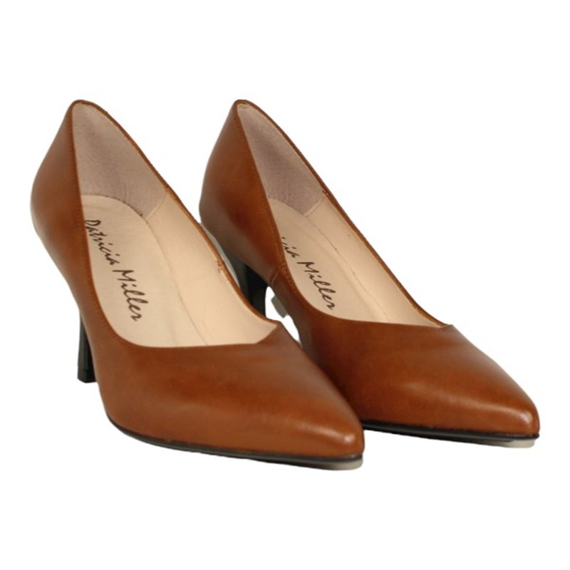 salon con tacon fino de 7.5 cm y piso patin goma flexible fabricado en españa