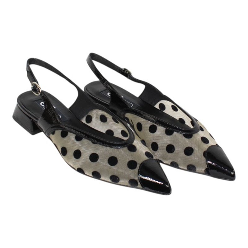 salon abierto con rejilla estampada topos tacon 5cm