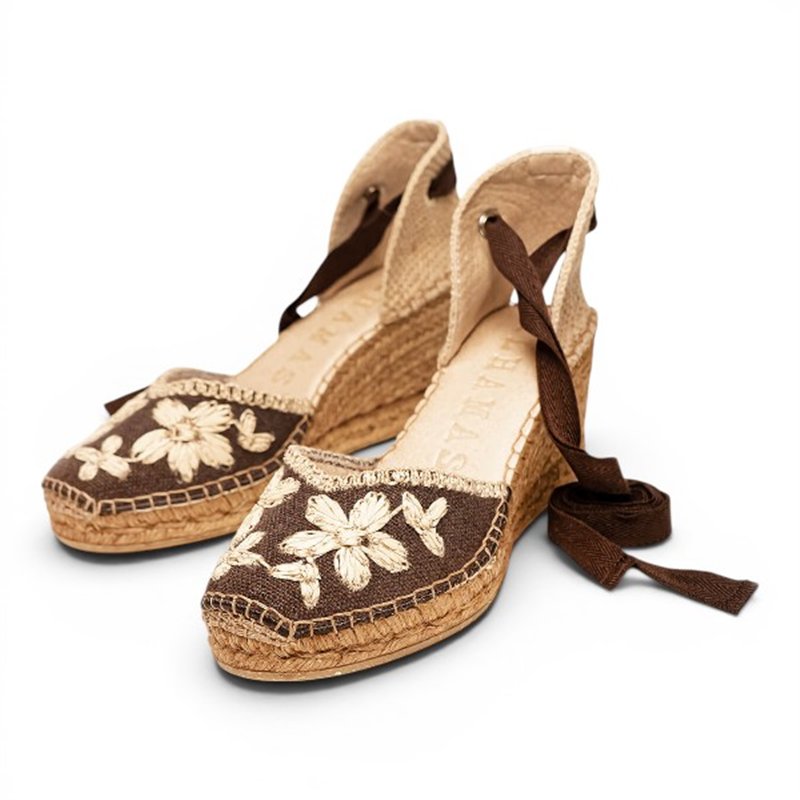 Alhamas Romero cuña bordada marrón