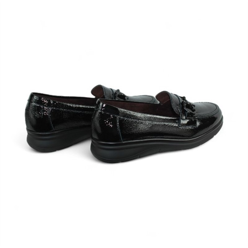 mocasin piso goma con aplique piel charol