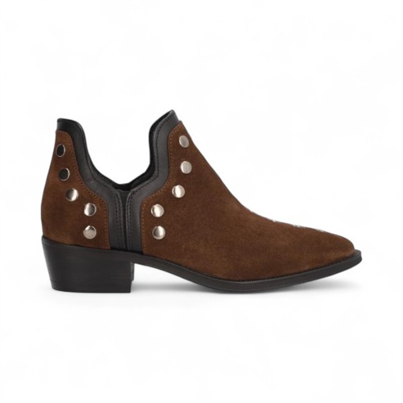 botin cowboy con remaches linea cecile