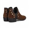 botin cowboy con remaches linea cecile