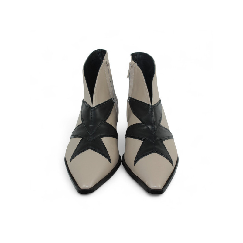 botin con piez estrella