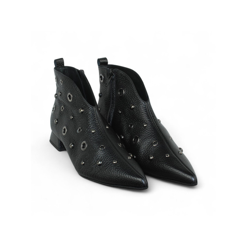 botin tacon 4cm con ojetes incrustados